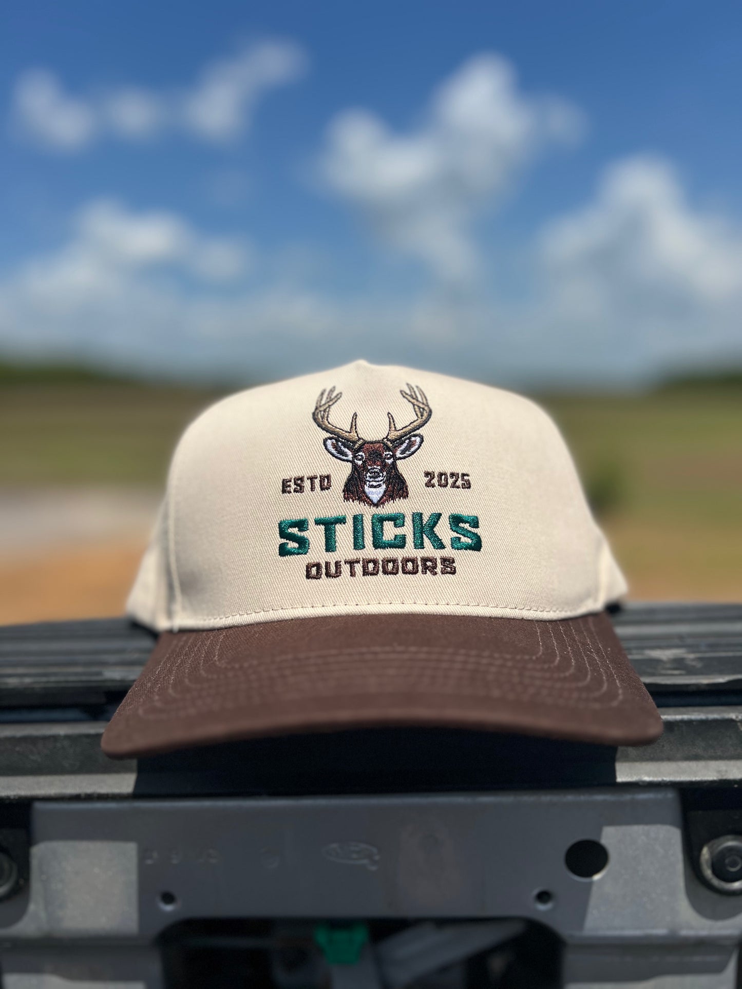 Sticks Cream/Dark Brown Deer Hat
